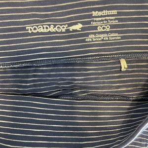 Toad & Co fitted blue and white striped skirt size M